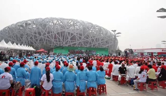 弘扬中医药文化 共筑健康中国梦——mg冰球突破药业携手“中医中药中国行”大型科普宣传活动